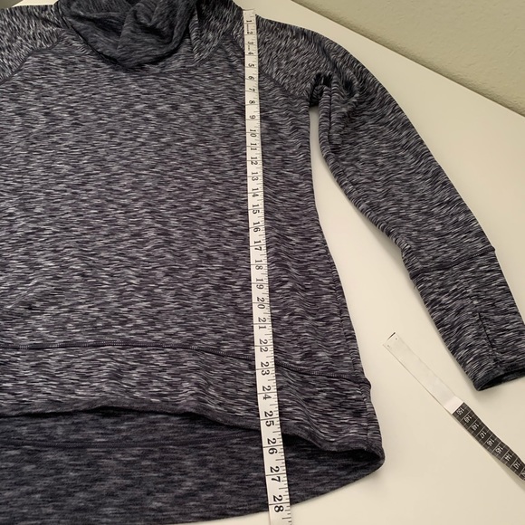 Athleta Space Dye Tranquility Cowl Neck Pullover M - Picture 10 of 11
